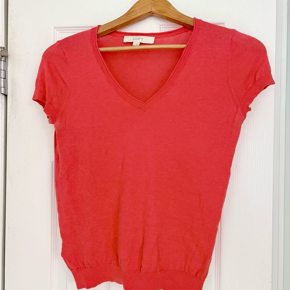 LOFT Coral Short Sleeve V-Neck Tee